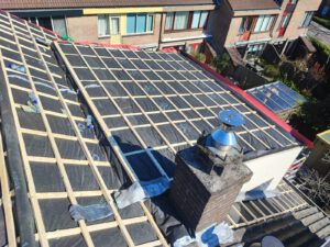 Pannen vervangen en isoleren in Zaandam